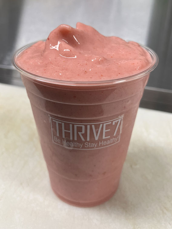 Thrive7-Juice-Bar-strawberry-banana-smoothie